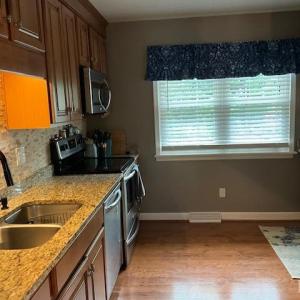 Photo #5 of 539 Missimer Lane, Vinton, VA 0.2 acres