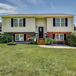 Photo #1 of 208 Sweeney Circle, Forest, VA 0.2 acres