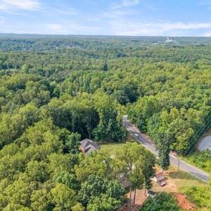 Photo #65 of 189 Irvington Springs Road, Lynchburg, VA 0.6 acres