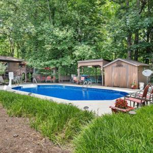 Photo #4 of 1842 Thomasson Lane, Goodview, VA 1.1 acres