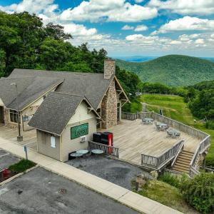 Photo #54 of 740 Laurelwood, Wintergreen, VA 0.1 acres
