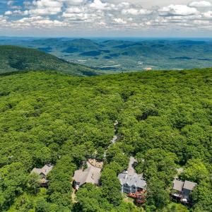 Photo #80 of 740 Laurelwood, Wintergreen, VA 0.1 acres