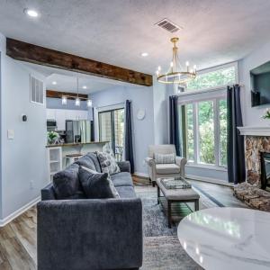 Photo #1 of 740 Laurelwood, Wintergreen, VA 0.1 acres