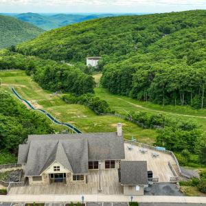 Photo #55 of 740 Laurelwood, Wintergreen, VA 0.1 acres