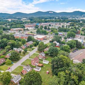 Photo #45 of 1111 Westview Drive, Lynchburg, VA 0.3 acres