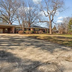 Photo #50 of 701 Fourth Avenue, Farmville, VA 0.6 acres