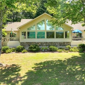 Photo #2 of 1361 Hurricane Creek Road, Big Island, VA 22.3 acres