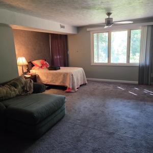 Den witn Bed