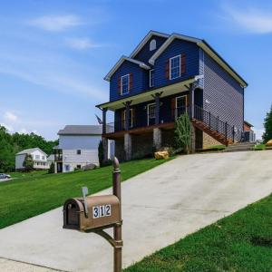 Photo #1 of 312 Wessex Road, Lynchburg, VA 0.2 acres