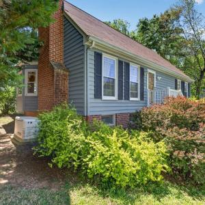 Photo #5 of 1002 Oxford Point, Lynchburg, VA 0.5 acres