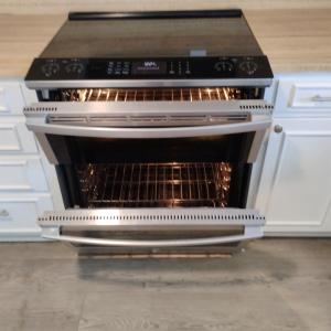 DOUBLE OVEN