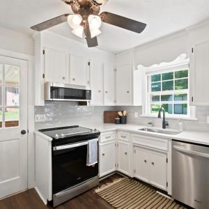 Photo #12 of 295 Westridge Circle, Lynchburg, VA 0.5 acres