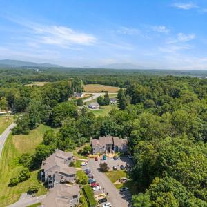 Photo #38 of 1321 Twin Springs Court, Forest, VA