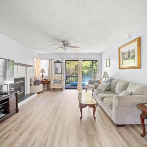 Photo #27 of 1321 Twin Springs Court, Forest, VA