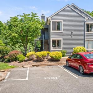 Photo #2 of 1321 Twin Springs Court, Forest, VA