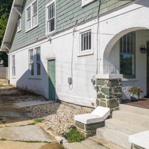 Photo #3 of 205 Oakridge Boulevard, Lynchburg, VA 0.2 acres