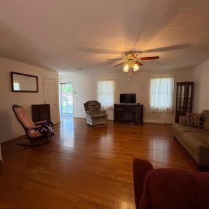 Photo #14 of 1060 Pocket Road, Hurt, VA 2.0 acres