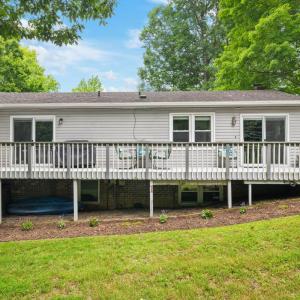 Photo #12 of 2814 Mount Vernon Lane, Radford, VA 0.4 acres