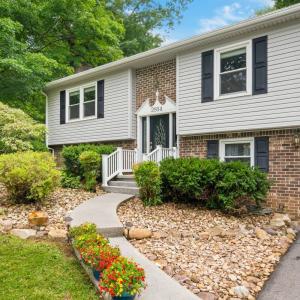 Photo #4 of 2814 Mount Vernon Lane, Radford, VA 0.4 acres