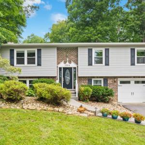 Photo #1 of 2814 Mount Vernon Lane, Radford, VA 0.4 acres