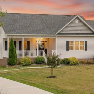 Photo #1 of 169 Laurel Lane, Concord, VA 1.0 acres