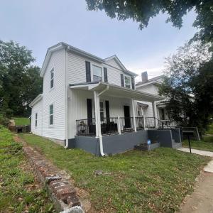 Photo #2 of 1017 Taylor Street, Lynchburg, VA 0.1 acres