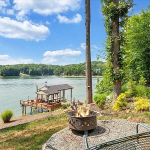 Photo #12 of 1080 Forest Way Circle, Moneta, VA 0.6 acres