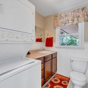 Photo #42 of 1080 Forest Way Circle, Moneta, VA 0.6 acres