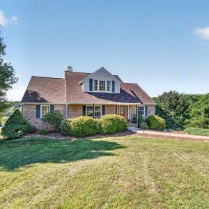 Photo #8 of 121 Pleasant View Drive, Goode, VA 2.9 acres