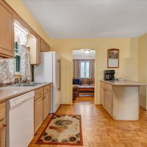 Photo #15 of 1544 Newton Circle, Bedford, VA 0.5 acres