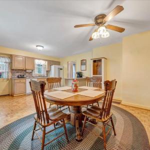 Photo #19 of 1544 Newton Circle, Bedford, VA 0.5 acres
