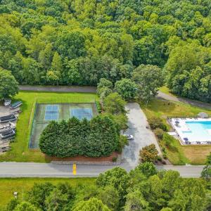 Photo #34 of 1113 Striper Court, Moneta, VA 0.6 acres