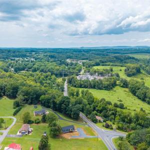 Photo #39 of 3311 Lynch Mill Road, Altavista, VA 0.5 acres