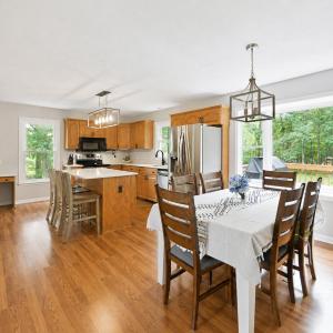 Photo #11 of 1569 Gladden Circle, Forest, VA 1.0 acres