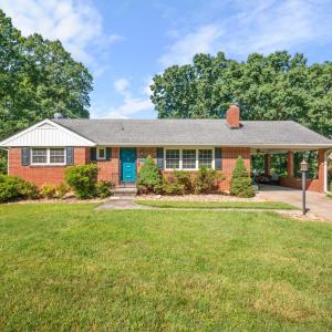 Photo #1 of 1228 Lakeview Drive, Lynchburg, VA 0.7 acres
