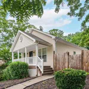 Photo #3 of 1533 Liggates Road, Lynchburg, VA 0.3 acres