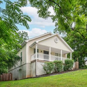 Photo #2 of 1533 Liggates Road, Lynchburg, VA 0.3 acres