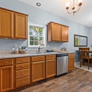 Photo #12 of 1533 Liggates Road, Lynchburg, VA 0.3 acres