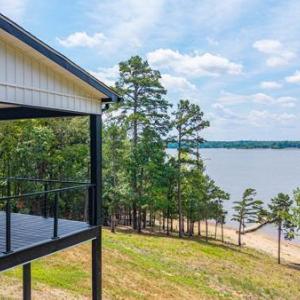 Photo #6 of 323 Rosseechee Drive, Clarksville, VA 1.9 acres