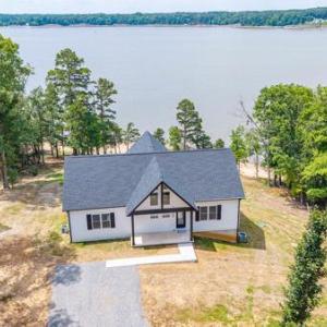 Photo #5 of 323 Rosseechee Drive, Clarksville, VA 1.9 acres