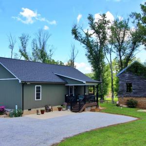 Photo #9 of 5977 James River Road, Gladstone, VA 5.9 acres