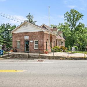 Photo #54 of 10697 James River Road, Shipman, VA 0.1 acres