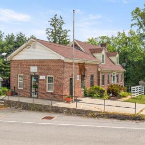 Photo #52 of 10697 James River Road, Shipman, VA 0.1 acres