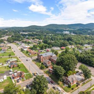 Photo #62 of 3039 Campbell Avenue, Lynchburg, VA 0.2 acres
