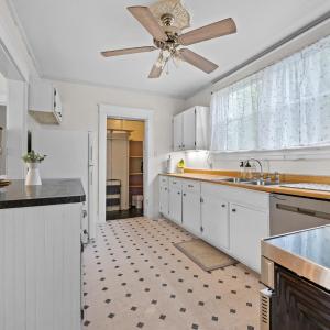 Photo #16 of 1012 Oakley Avenue, Lynchburg, VA 0.2 acres