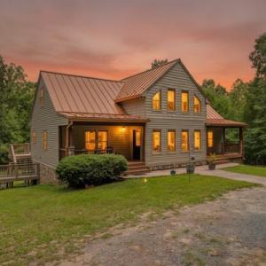 Photo #1 of 289 Possum Island Rd, Madison Heights, VA 19.6 acres