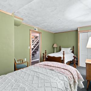 Photo #46 of 4504 Trents Ferry Court, Lynchburg, VA 0.3 acres