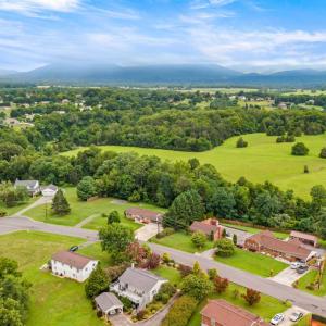 Photo #57 of 4006 Oliver Street, Bedford, VA 0.3 acres