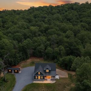 Photo #2 of 1614 Venturous Trail, Goode, VA 29.6 acres