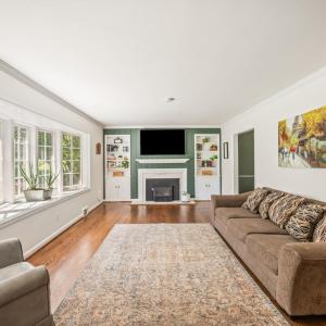 Photo #8 of 933 Rothowood Road, Lynchburg, VA 0.9 acres